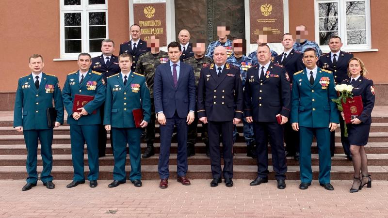 Губернатор Калининградской области наградил сотрудников и военнослужащих Росгвардии