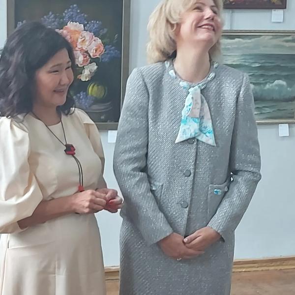 "Ирина Цыденова купила 4 картины" - Соелма Дагаева, минкультуры Бурятии 2023