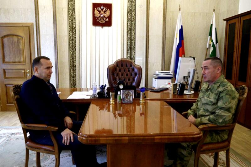 Рабочая встреча командующего Уральским округом Росгвардии с главой региона состоялась в Курганской области