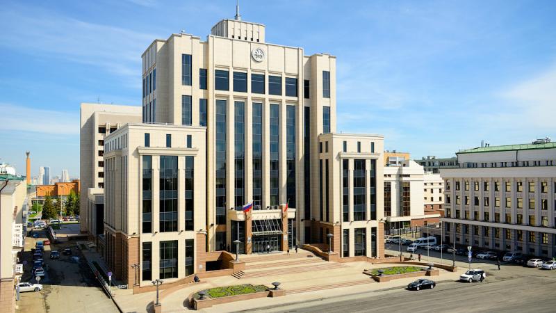 Раис Татарстана Рустам Минниханов поздравил сотрудников территориального Управления Росгвардии с предстоящим профессиональным праздником